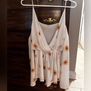 Essue - Long sleeve Sunflower Romper. Size Small